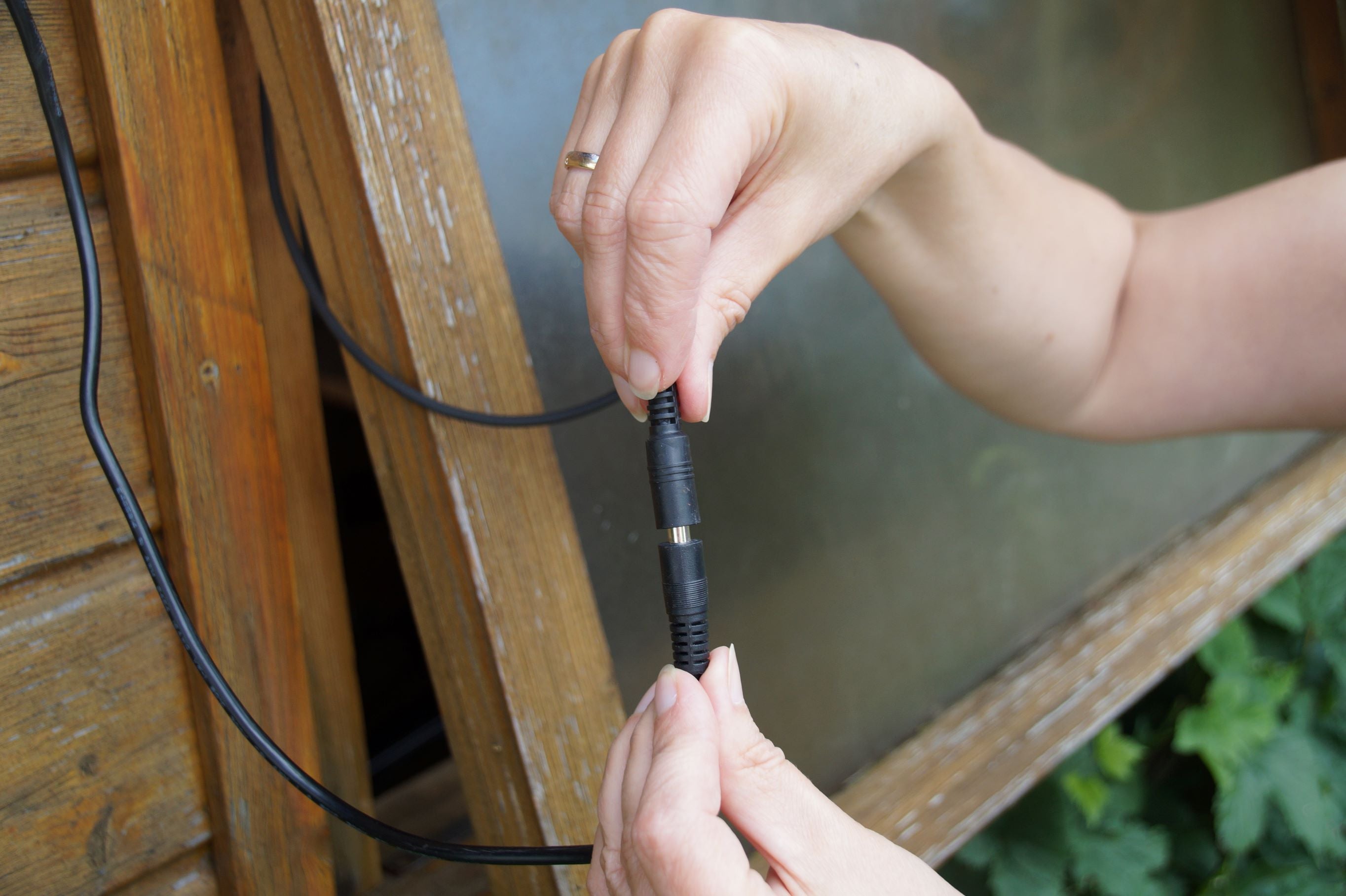 Verlängerungskabel verbinden